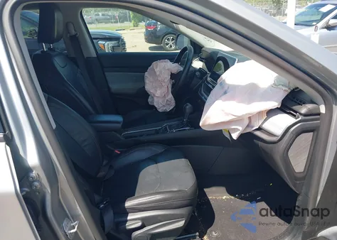 2022 Jeep Compass Latitude Lux 4X4 from USA, damaged, VIN 3C4NJDFB4NT181195